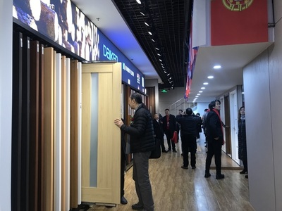 亞美利加甘肅運(yùn)營(yíng)中心 蘭海商貿(mào)城盛大開(kāi)業(yè)