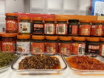 漢服、江米人、剪紙、面塑.&ldquo;山東手造&middot;創藝菏澤&rdquo;精品展共40個產品進行展銷